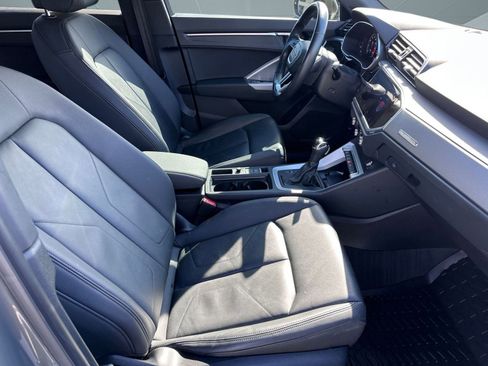 Used 2020 Audi Q3 2.0T Premium Plus w/ Premium Plus Package image 21