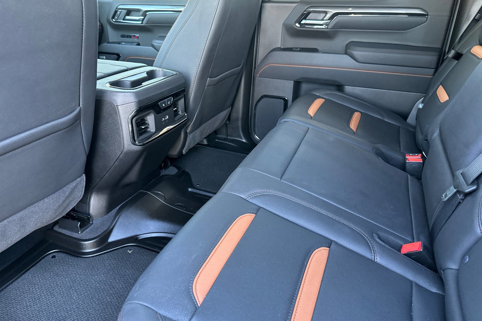 Certified 2025 GMC Sierra 1500 AT4 AWD/4WD image 13