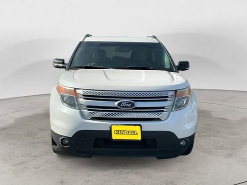 Used 2013 Ford Explorer XLT image 8