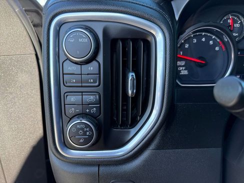 Used 2021 Chevrolet Silverado 1500 LT Trail Boss w/ Convenience Package II AWD/4WD image 25