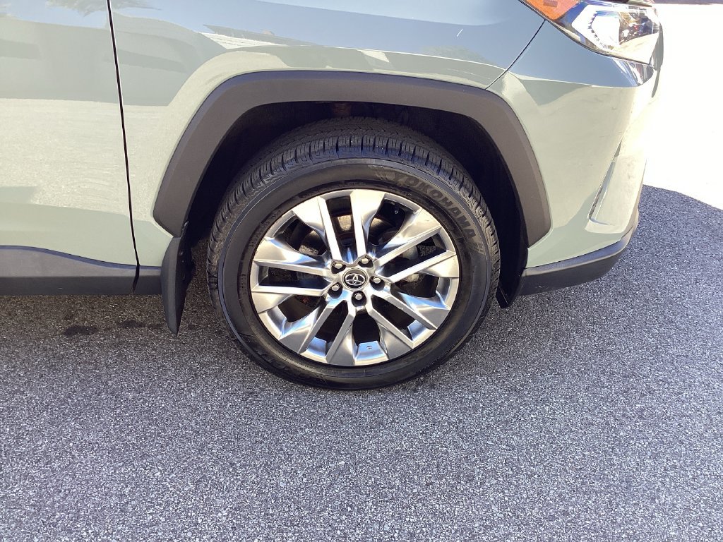 Used 2020 Toyota RAV4 XLE Premium AWD/4WD image 24