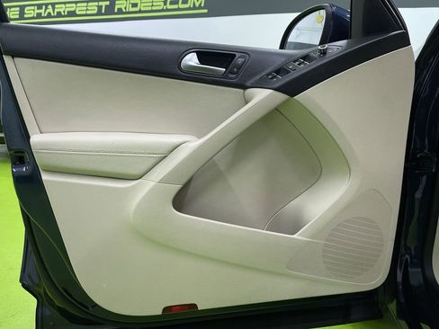 Used 2014 Volkswagen Tiguan SE image 17