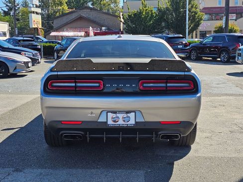Used 2018 Dodge Challenger R/T Scat Pack image 7