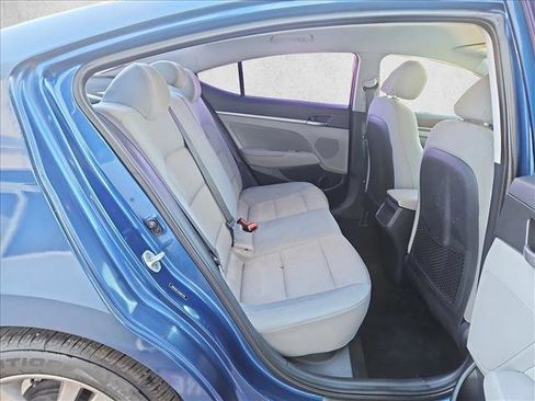 Used 2017 Hyundai Elantra SE w/ SE A/T Tech Package 03 image 18