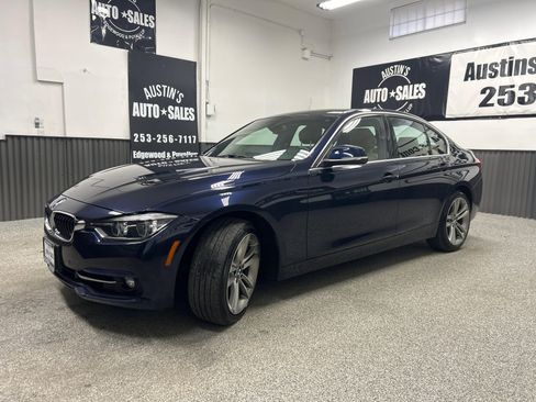 Used 2017 BMW 330i xDrive Sedan w/ Premium Package AWD/4WD image 3