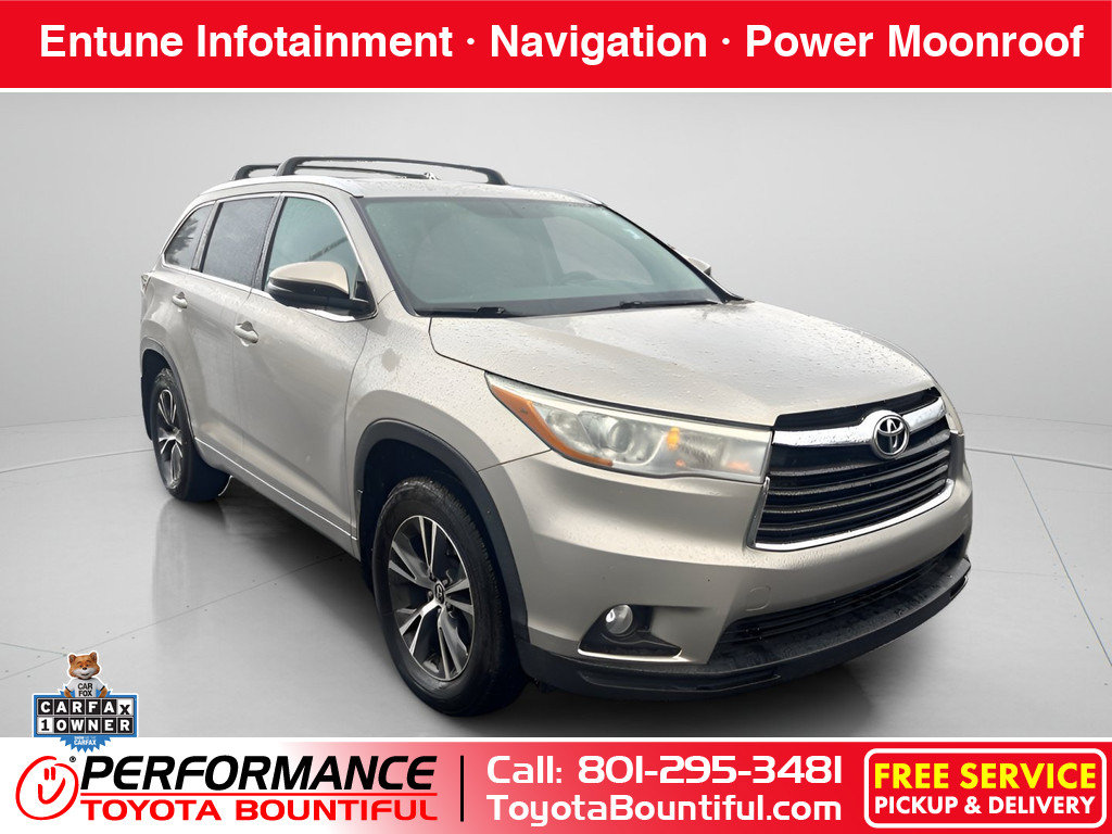 Used 2016 Toyota Highlander XLE AWD/4WD image 1