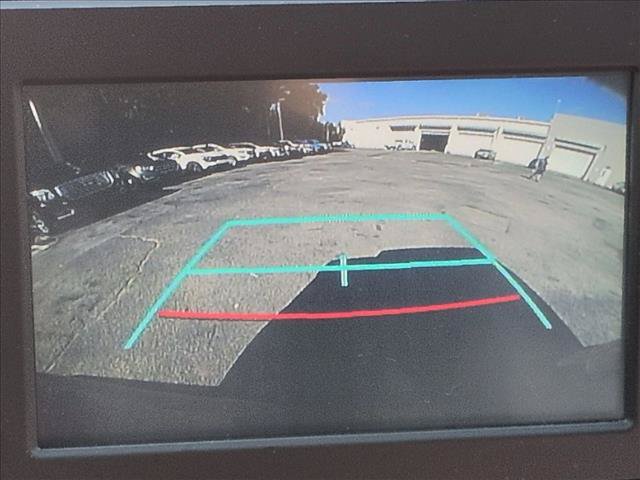 Used 2019 Toyota RAV4 XLE Premium FWD image 12