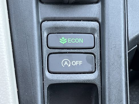 Used 2025 Honda Accord LX image 8