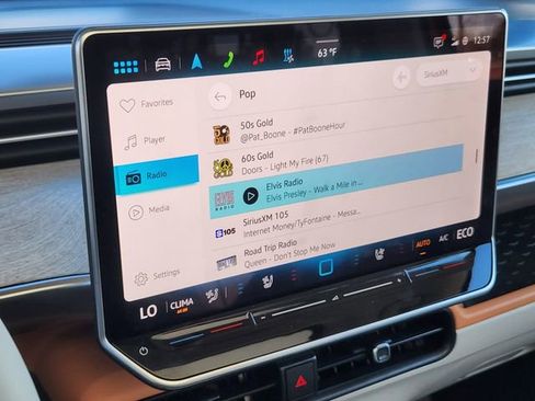 New 2025 Volkswagen ID. Buzz Pro S Plus image 15