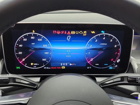 Certified 2026 Mercedes-Benz GLC 300 4MATIC image 9