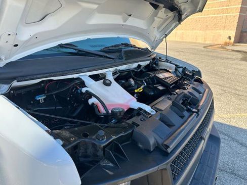 Used 2017 Chevrolet Express 3500 image 44