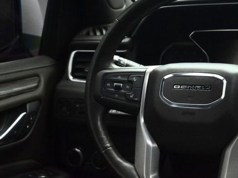 Used 2021 GMC Yukon Denali w/ Denali Premium Package RWD image 42