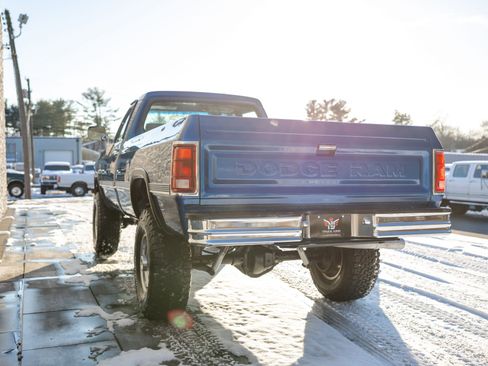 Used 1992 Dodge D/W Truck 250 image 16