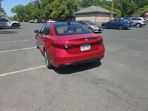 Used 2018 Alfa Romeo Giulia Ti w/ Quick Order Package 22X Lusso AWD/4WD image 12