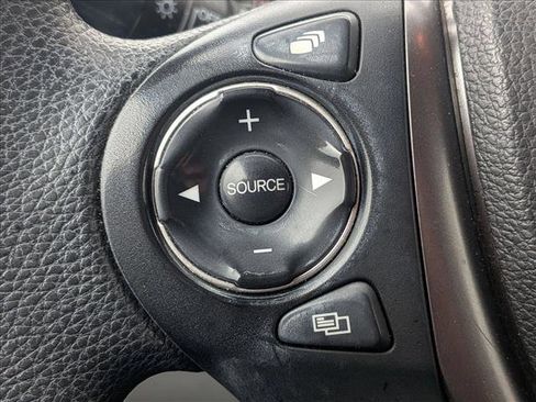 Used 2017 Honda Pilot EX image 8