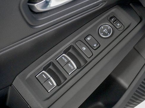 Certified 2023 Honda Accord LX image 16