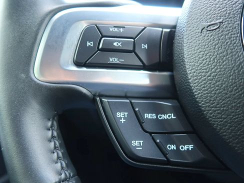 Used 2020 Ford Mustang GT Premium RWD image 33
