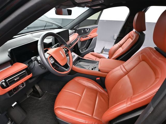 Used 2025 Lincoln Aviator Reserve w/ Jet Appearance Package AWD/4WD image 17