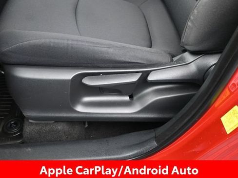 Certified 2022 Toyota Corolla Cross LE w/ Moonroof Package AWD/4WD image 19