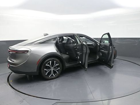 Certified 2023 Toyota Crown AWD/4WD image 43