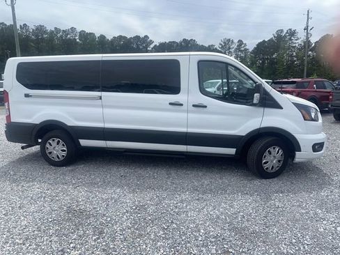 Used 2023 Ford Transit 350 XLT RWD image 3