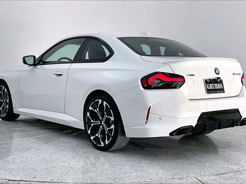 Used 2025 BMW M240i xDrive M240i image 2