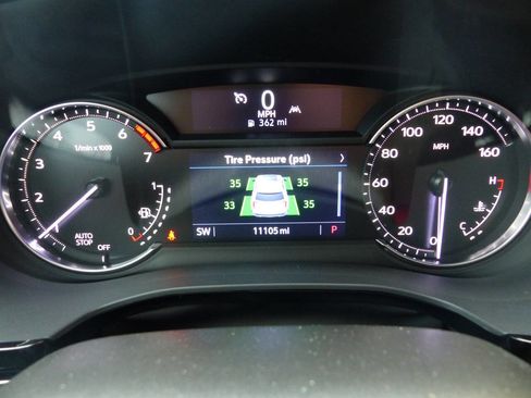 Used 2024 Cadillac XT6 Luxury w/ LPO, Floor Liner Package FWD image 24