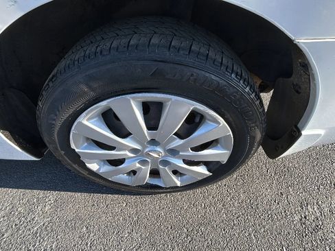 Used 2017 Nissan Sentra SV image 27