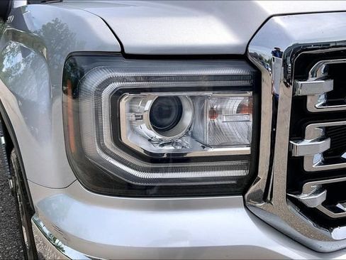 Certified 2016 GMC Sierra 1500 SLT w/ SLT Premium Package AWD/4WD image 28