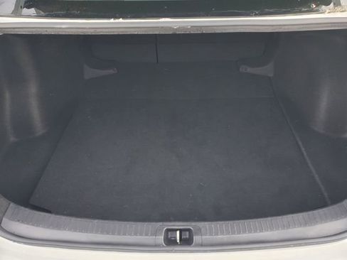 Used 2022 Toyota Corolla LE image 24