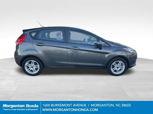 Used 2019 Ford Fiesta SE image 10