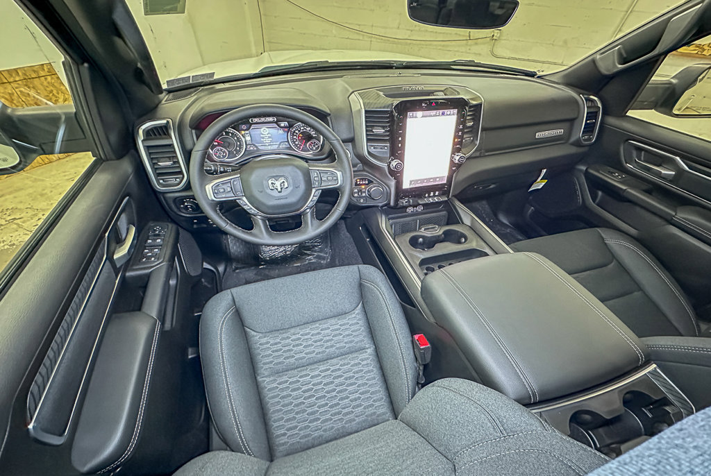 New 2026 RAM 1500 Big Horn AWD/4WD image 9