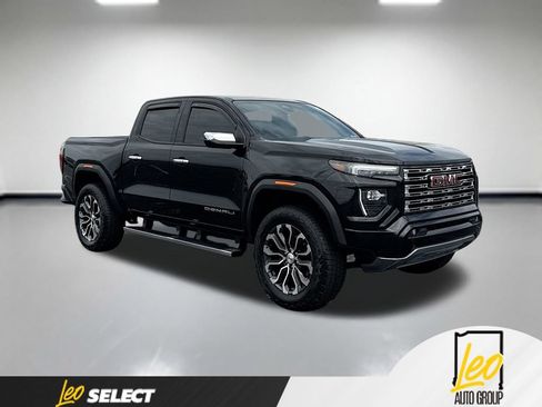 Used 2024 GMC Canyon Denali AWD/4WD image 4