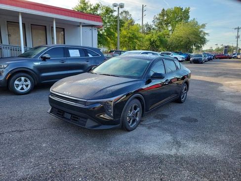 Used 2025 Kia K4 LXS image 4