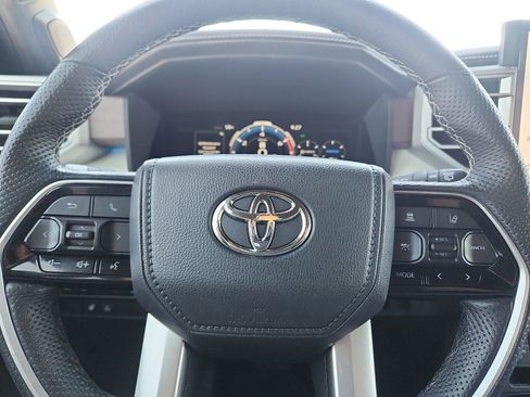 Used 2023 Toyota Sequoia Capstone AWD/4WD image 19