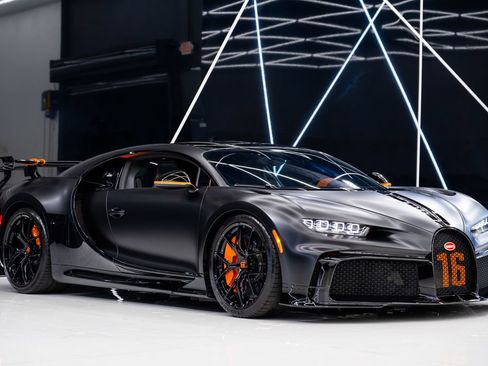 Used 2023 Bugatti Chiron Pur Sport AWD/4WD image 1