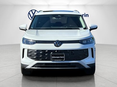New 2026 Volkswagen Tiguan SE image 8