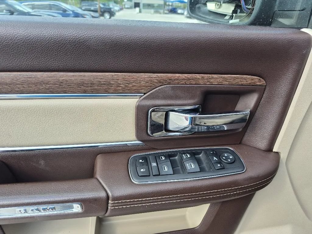 Used 2018 RAM 1500 Laramie w/ Convenience Group RWD image 18