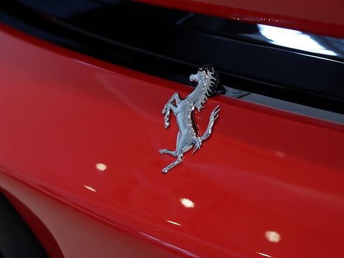 Certified 2022 Ferrari SF90 Spider image 31