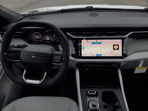 New 2026 Jeep Cherokee Laredo AWD/4WD image 25