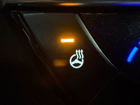 Used 2022 Kia Telluride SX w/ SX Prestige Package image 15