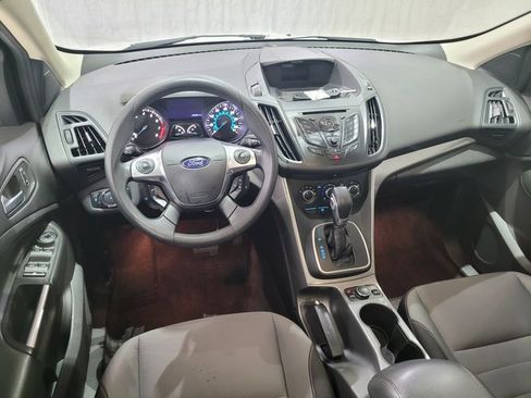 Used 2013 Ford Escape SE image 4