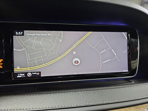 Used 2015 Mercedes-Benz S 550 Sedan image 24