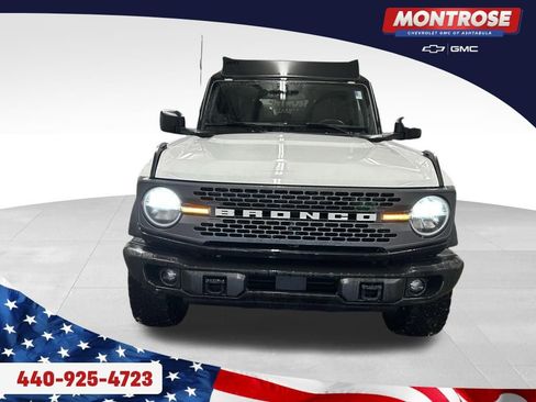 Used 2023 Ford Bronco Badlands image 8