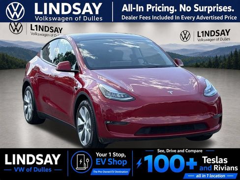 Used 2022 Tesla Model Y Long Range AWD/4WD image 1