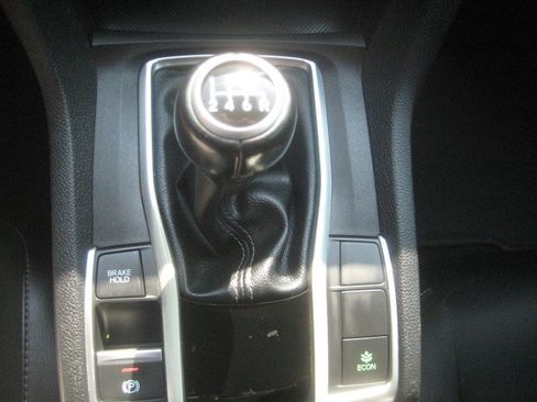 Used 2020 Honda Civic Sport image 18