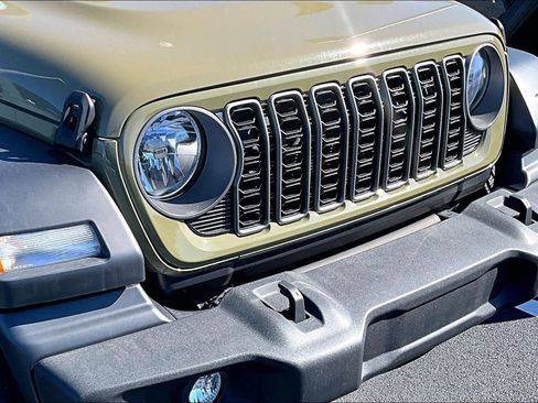 New 2025 Jeep Wrangler Sport S image 9