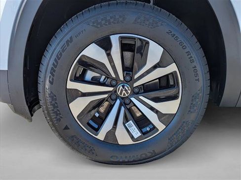 New 2026 Volkswagen Atlas SE image 9