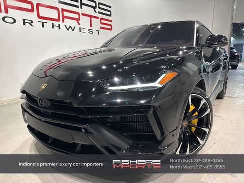 Used 2024 Lamborghini Urus S image 1