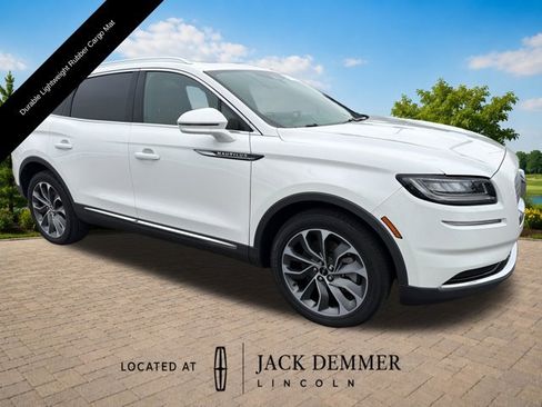 Used 2023 Lincoln Nautilus Reserve AWD/4WD image 10